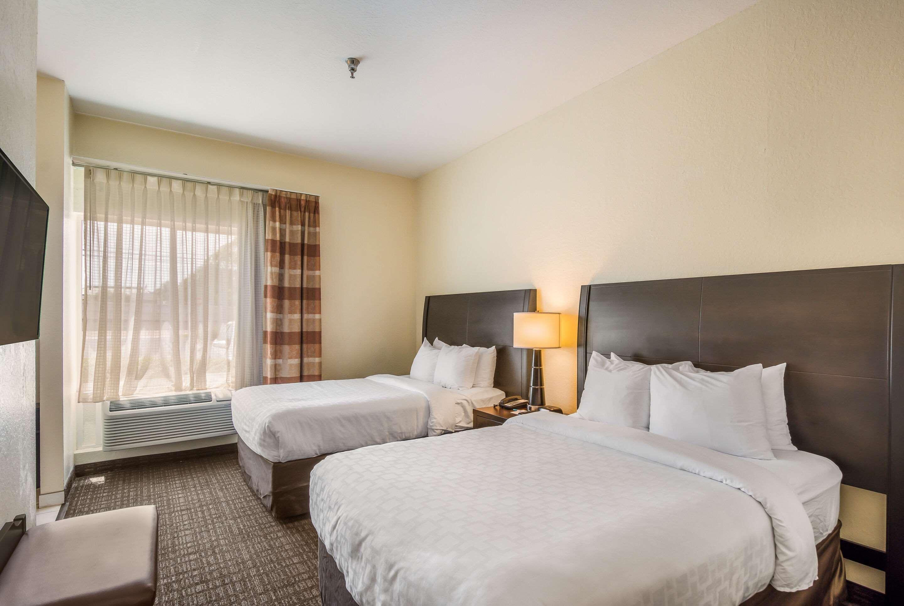 Clarion Inn & Suites Central Clearwater Beach Zewnętrze zdjęcie